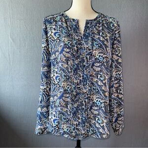 Talbots Blue and Cream Paisley Blouse XS v neck long sleeve polyester pleated